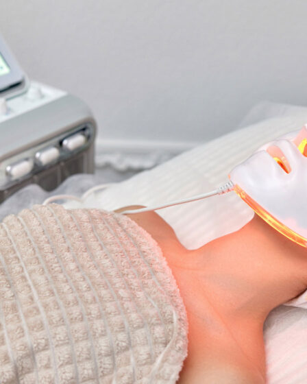 Iphoton led mask na Zahra
