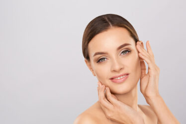 Shock Wave facial na Zahra