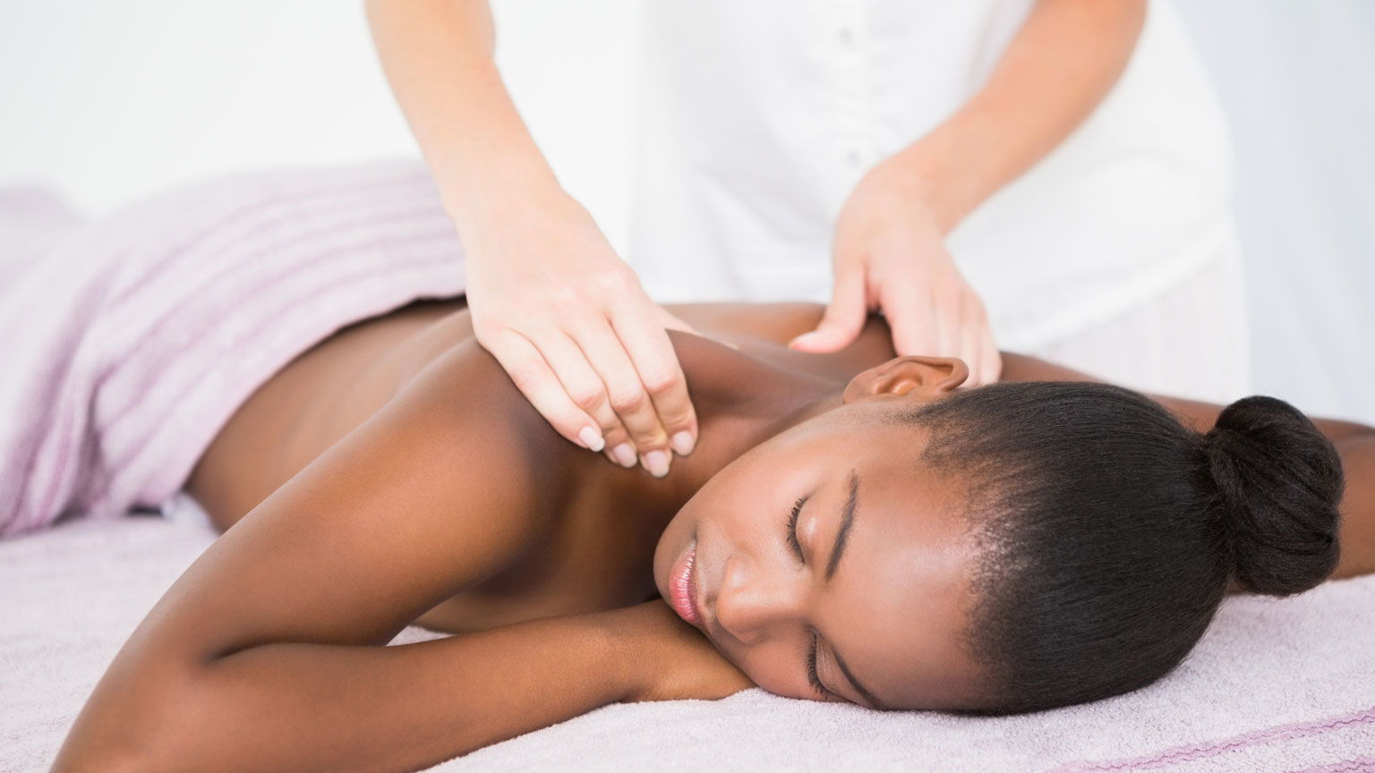 Calor extremo em São Paulo: descubra como a massagem ajuda seu corpo e sua mente