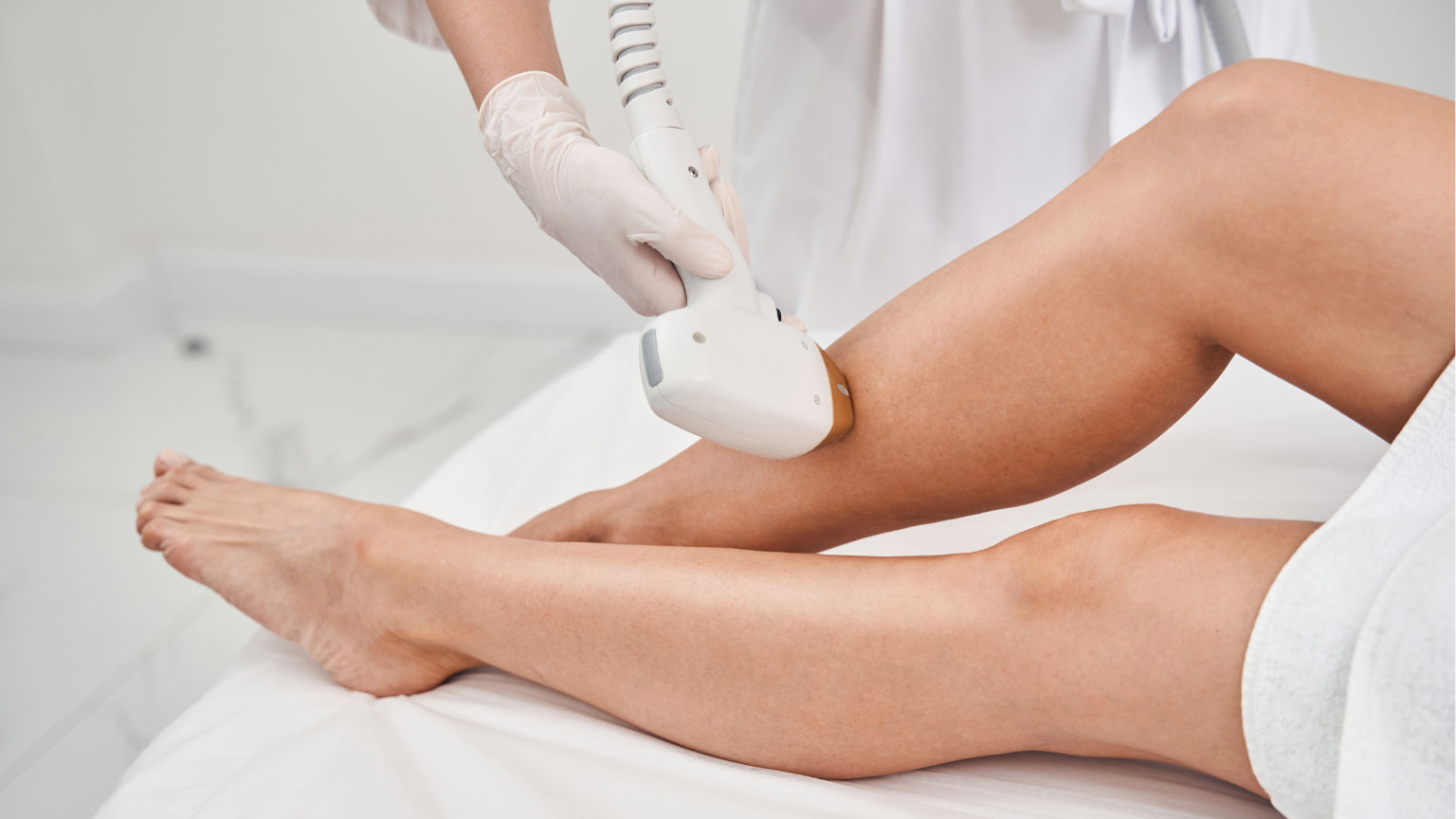 Depilação a laser: o guia completo para uma pele lisa, macia e livre de pelos com segurança e resultados duradouros