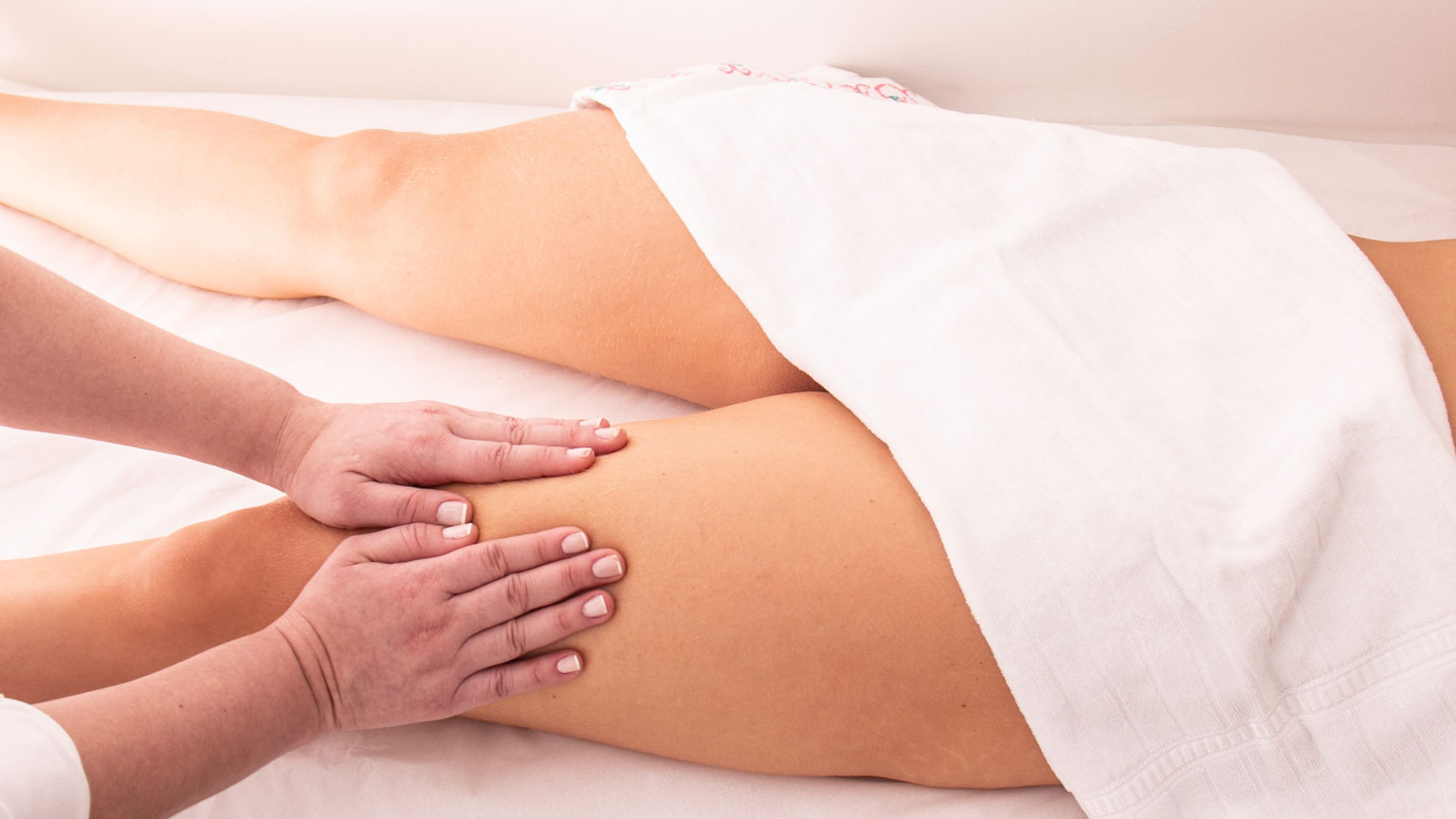 Drenagem linfática após o carnaval: como desinchar, eliminar toxinas e recuperar a leveza do corpo