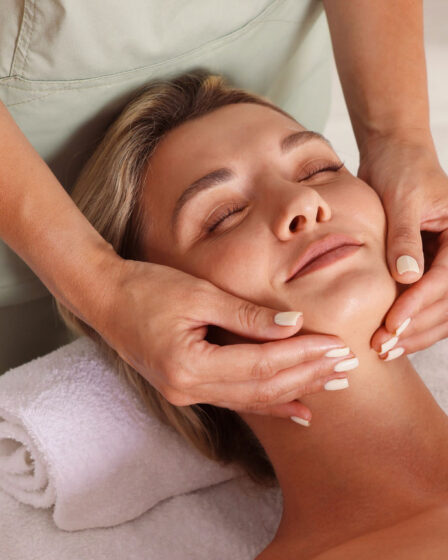 Massagem e saúde mental: como o toque terapêutico reduz ansiedade, estresse e melhora o bem-estar emocional