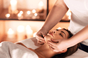 Presenteie uma mulher especial com uma experiência de relaxamento e cuidado no mês da mulher