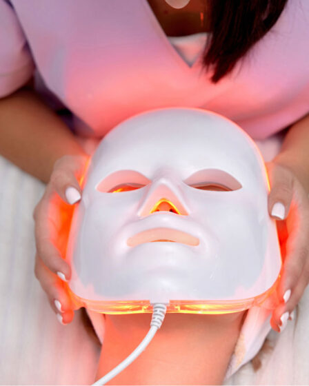 Iphoton Led Mask: solução prática para pele mais saudável
