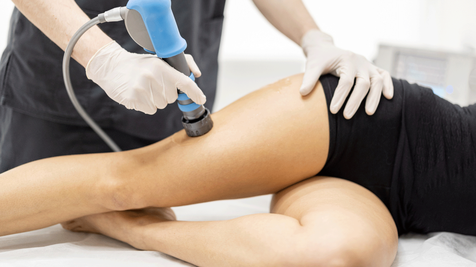 Shock wave para celulite: conheça os benefícios da terapia por ondas de choque